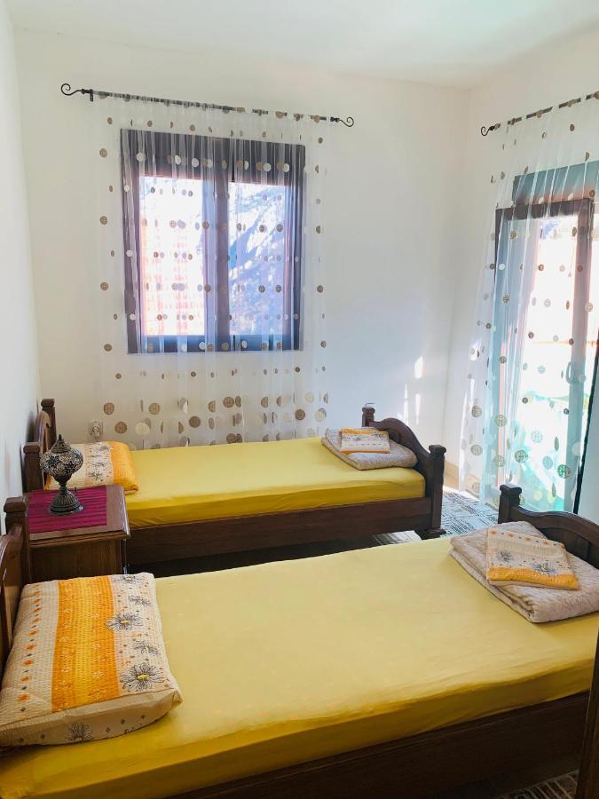 Gara 5 Apartment โกตอร์ ภายนอก รูปภาพ